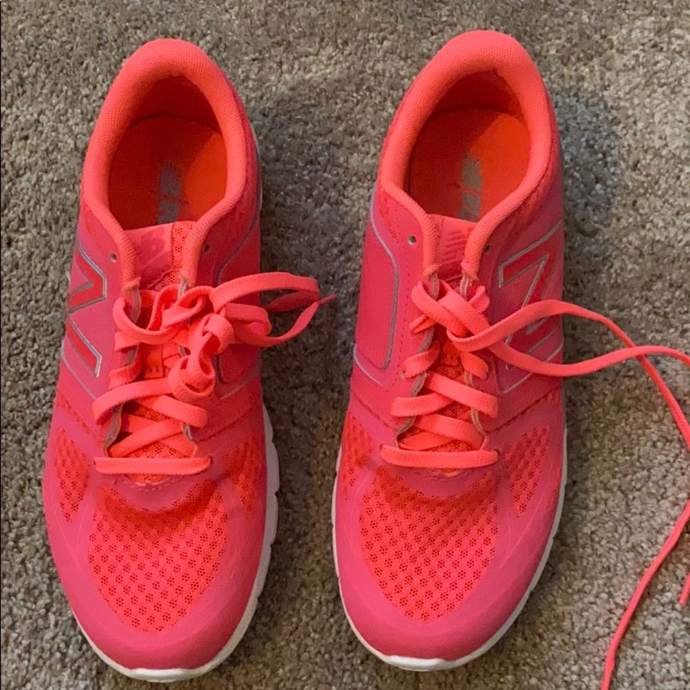 New balance running shoes